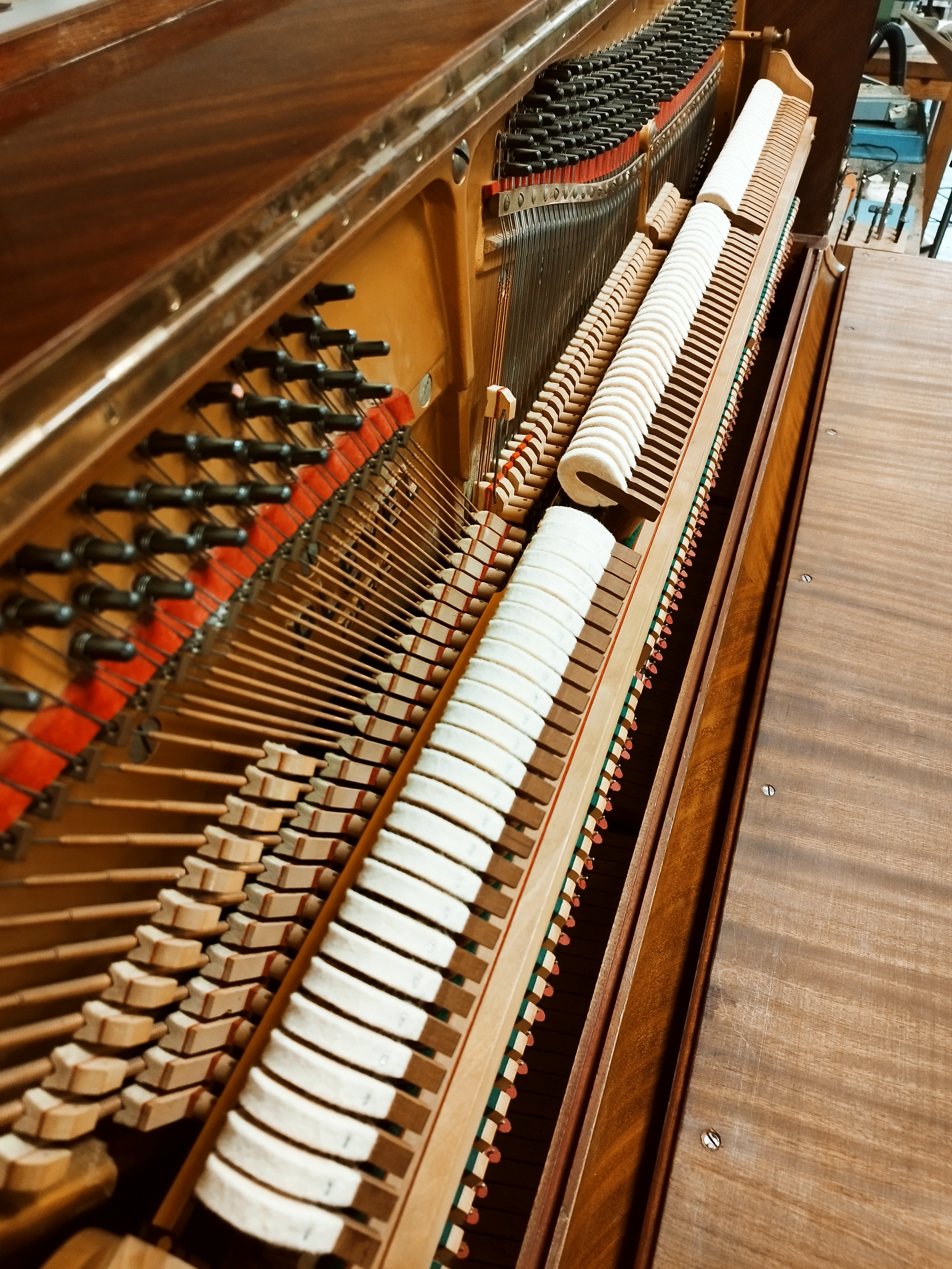 clic pour ouvrir dans un nouvel onglet piano droit Pleyel silencieux à acheter sur Montpellier